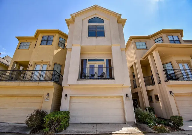 Homes for sale in Houston, TX | 3458 Clearview Villa Wy, Houston, TX 77025 | MLS# 34127334