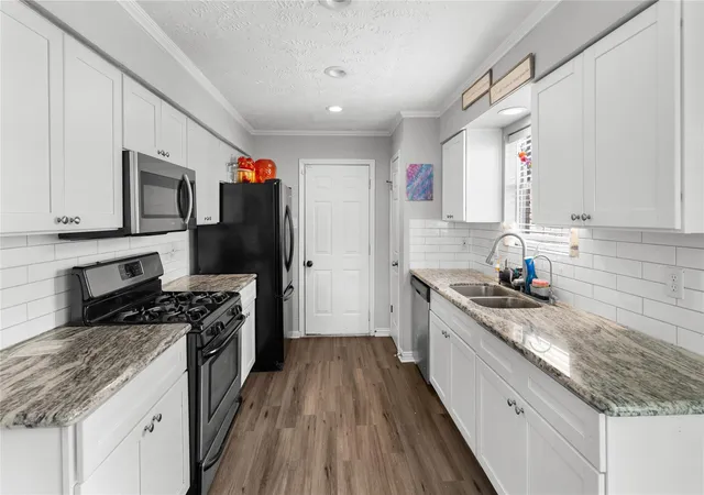 Photo 2 of Single family home for sale at 2434 Goldspring Ln, Spring, TX 77373 | MLS# 71799160 | Listing updated on 2026-08-28