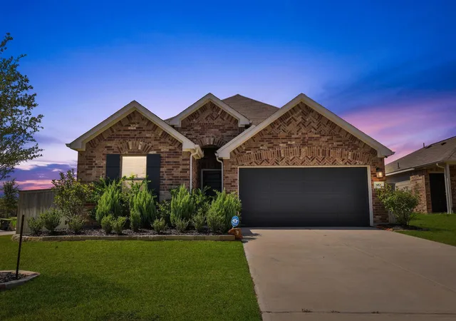 Photo 1 of Single family home for sale at 952 Gentle Moss Dr, Magnolia, TX 77354 | MLS# 96896420 | Listing updated on 2026-08-07