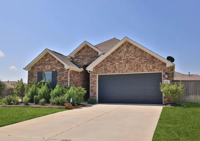 Photo 3 of Single family home for sale at 952 Gentle Moss Dr, Magnolia, TX 77354 | MLS# 96896420 | Listing updated on 2026-08-07