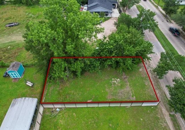 Photo 3 of Land for sale at 2422 E Crosstimbers St, Houston, TX 77093 | MLS# 67317055 | Listing updated on 2026-06-09