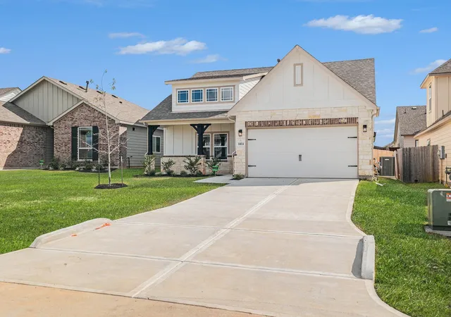 Photo 3 of Single family home for sale at 11024 Ondrea, Willis, TX 77318 | MLS# 25912315 | Listing updated on 2026-10-04