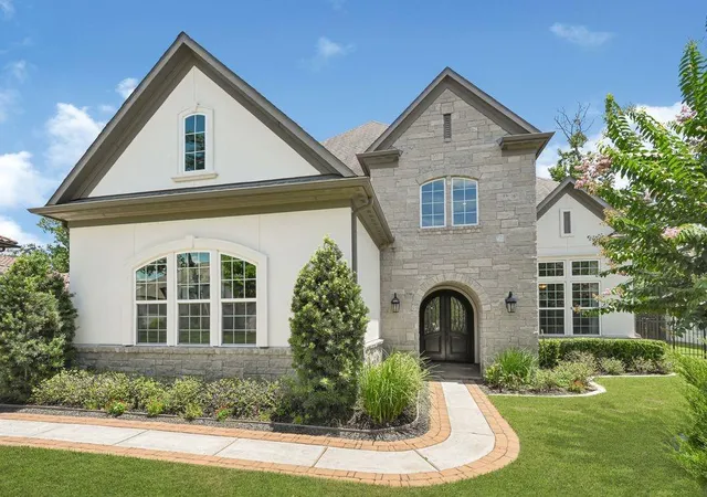 2nd image of 119 S Curly Willow Cir, Tomball, TX 77375 | MLS# 50051314