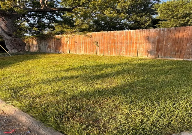 8th image of 3890 Bristol Dr, Beaumont, TX 77707 | MLS# 84857996