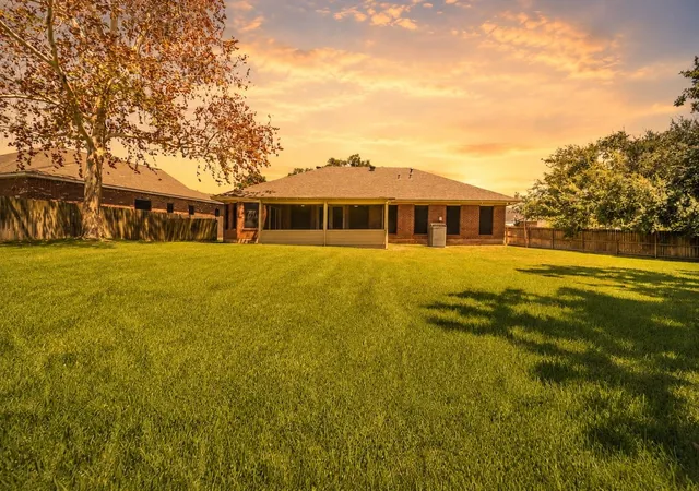 4th image of 7093 Whispering Wind Dr, Willis, TX 77318 | MLS# 31080252