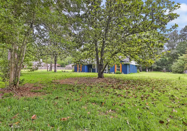 27th image of 922 Lake Glen Rd, Houston, TX 77336 | MLS# 76183355