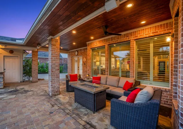 Photo 4 of Sale Pending at 9707 Blue Cruls Way, Spring, TX 77379 | MLS# 5953039 | Listing updated on 2026-09-18