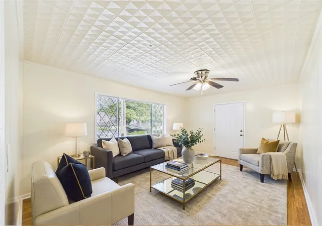 Photo 4 of Single family home for sale at 1100 12Th St N, Texas City, TX 77590 | MLS# 37055127 | Listing updated on 2026-09-08