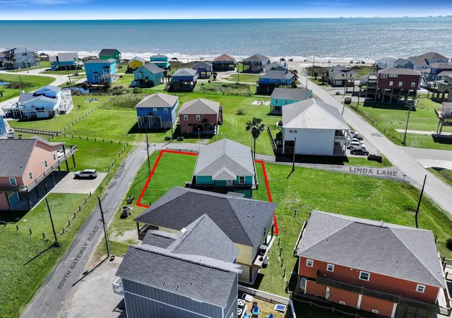 Photo 3 of Single family home for sale at 931 S Gateway, Port Bolivar, TX 77650 | MLS# 64068074 | Listing updated on 2026-03-19