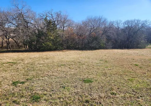 Homes for sale in Alvarado, TX | 289 Chambers Dr, Alvarado, TX 76009 | MLS# 91759342