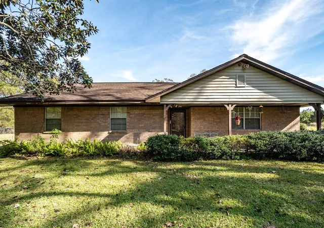 Photo 1 of Single family home for sale at 10488 Fostoria Rd, Cleveland, TX 77328 | MLS# 45850261 | Listing updated on 2025-11-17