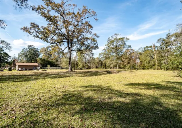 Photo 4 of Single family home for sale at 10488 Fostoria Rd, Cleveland, TX 77328 | MLS# 45850261 | Listing updated on 2025-11-17