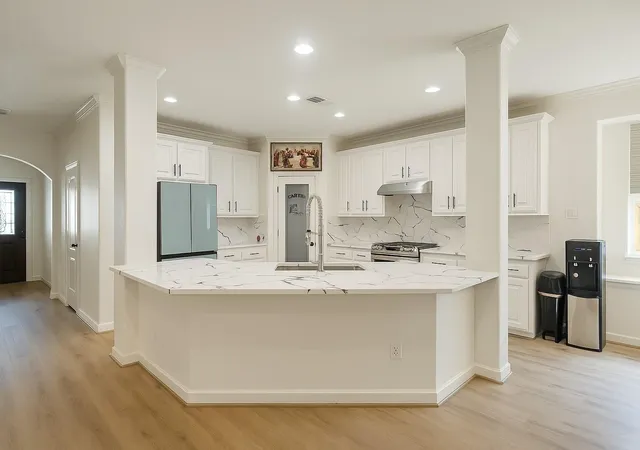 Photo 4 of Single family home for sale at 1905 Emerald Breeze Ct, Houston, TX 77089 | MLS# 63881125 | Listing updated on 2026-09-21