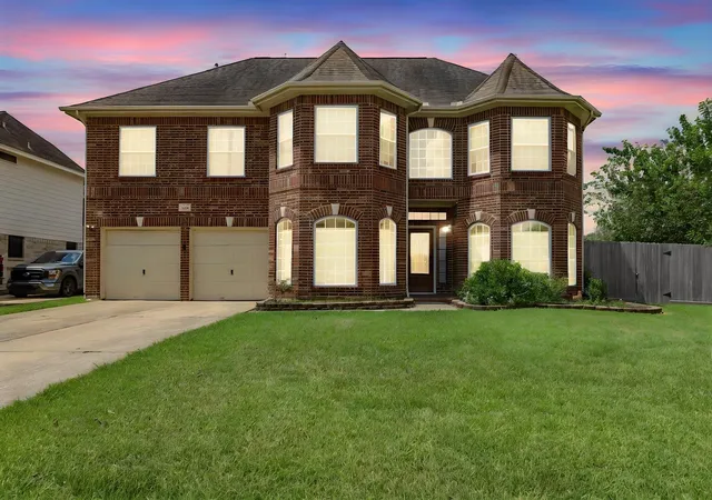 1st image of 4302 Tree Line Dr, Pasadena, TX 77505 | MLS# 44052333