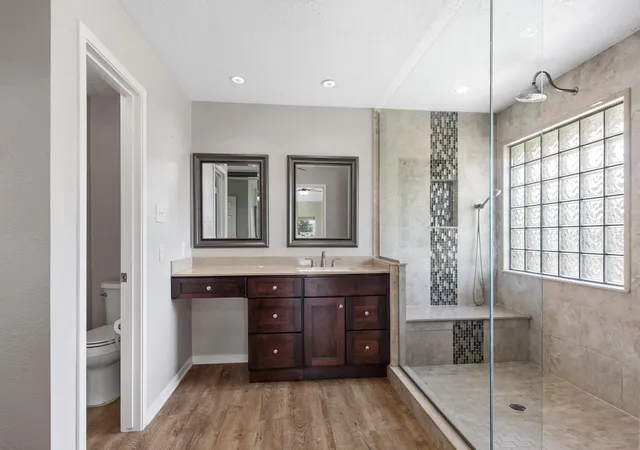 3rd image of 4302 Tree Line Dr, Pasadena, TX 77505 | MLS# 44052333