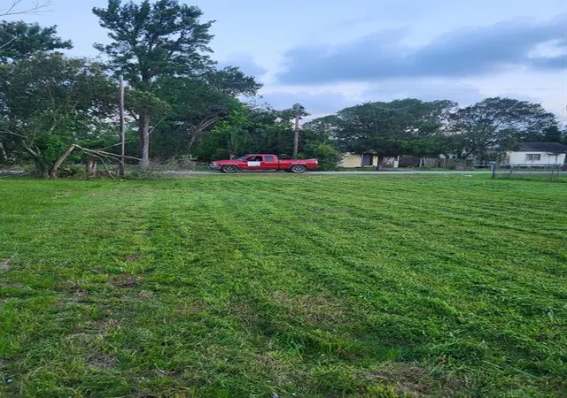 Photo 3 of Land for sale at 2707 Lynnfield St, Houston, TX 77093 | MLS# 11720899 | Listing updated on 2025-12-25