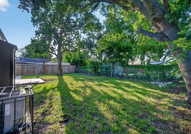 39th image of 4310 Jorns St, Houston, TX 77045 | MLS# 38992325