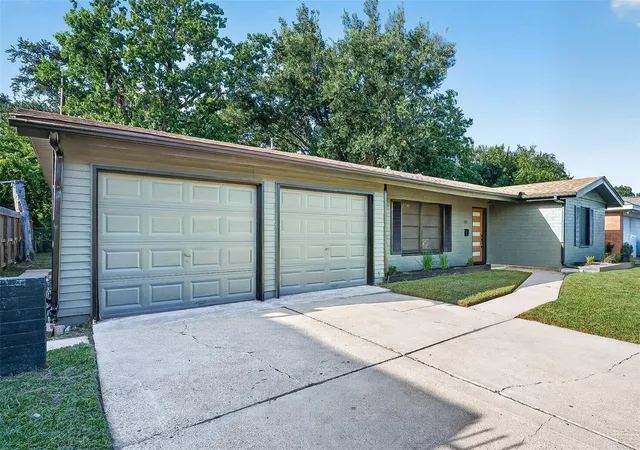 3rd image of 4310 Jorns St, Houston, TX 77045 | MLS# 38992325