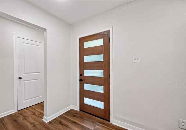 5th image of 4310 Jorns St, Houston, TX 77045 | MLS# 38992325