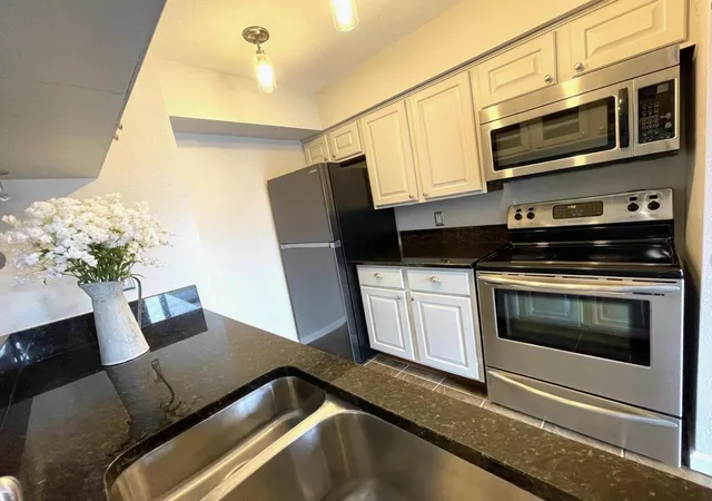 Homes for sale in Webster, TX | 18519 Egret Bay Blvd #1405, Webster, TX 77058 | MLS# 81173128