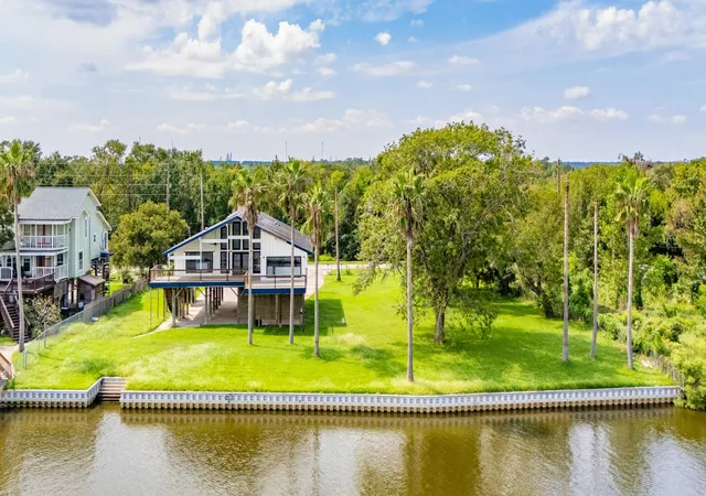 Photo 1 of Single family home for sale at 20719 Rio Villa Dr, Houston, TX 77049 | MLS# 50445720 | Listing updated on 2026-07-07