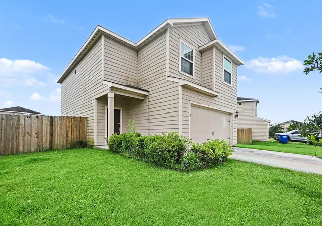 Homes for sale in Cove, TX | 6038 Coral Cove Rd, Cove, TX 77523 | MLS# 94253098