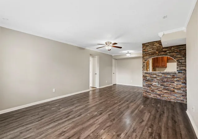 image of 1860 White Oak Dr #355, Houston, TX 77009 | MLS# 57402532