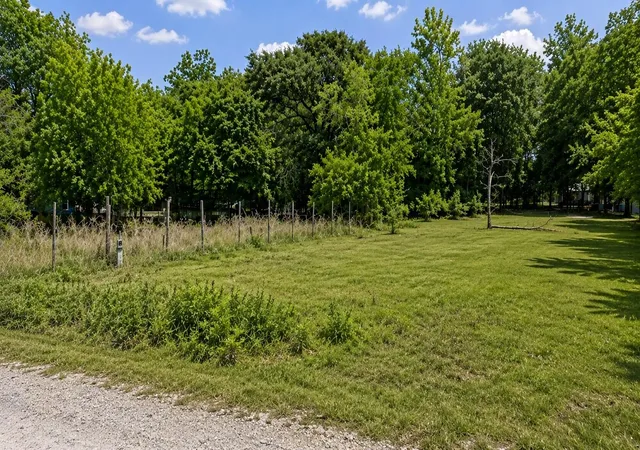 Photo 1 of Land for sale at 9146 Simmons St, Houston, TX 77093 | MLS# 39646583 | Listing updated on 2026-08-13