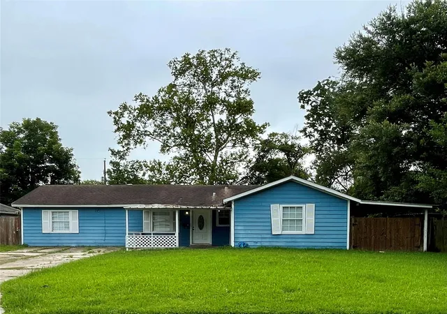 Photo 1 of Single family home for sale at 10823 Eddyrock St, Houston, TX 77089 | MLS# 60886572 | Listing updated on 2026-09-04