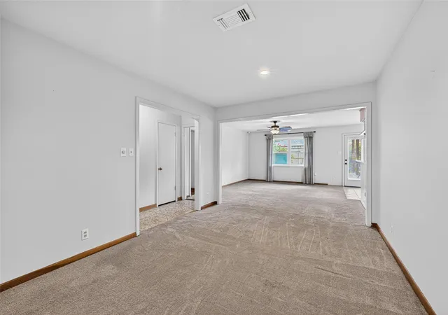 4th image of 2210 Tannehill Dr, Houston, TX 77008 | MLS# 58954903