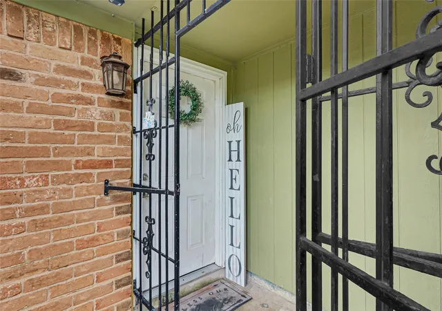 2nd image of 10238 Valley Wind Dr, Houston, TX 77078 | MLS# 86494028