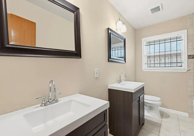 Homes for sale in Houston, TX | 10229 Royal Oaks Dr, Houston, TX 77016 | MLS# 27245494