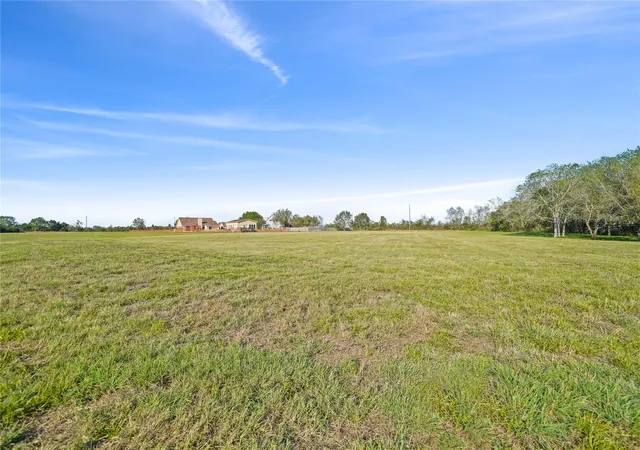 Photo 3 of Land for sale at 4918 Brazos Lakes Dr, Richmond, TX 77469 | MLS# 88821743 | Listing updated on 2026-08-03