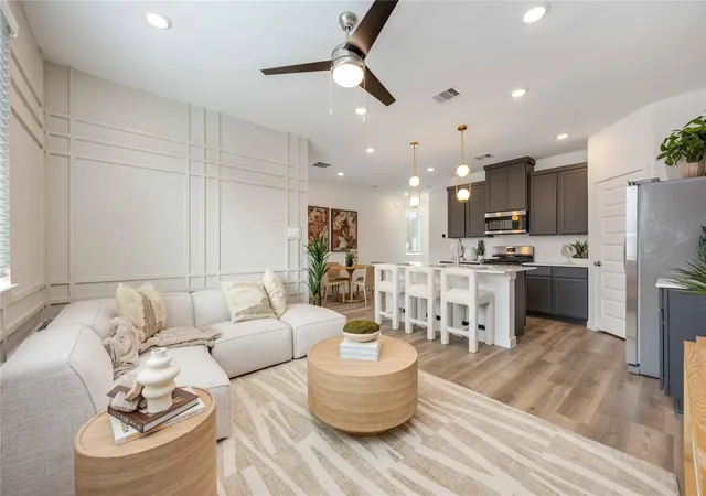 1st image of 969 Mansfield St, Houston, TX 77091 | MLS# 4139077