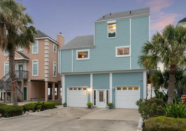 2nd image of 251 Isles End Rd, Galveston, TX 77554 | MLS# 21274059