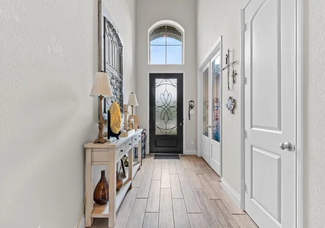 Photo 4 of Single family home for sale at 27172 Devyn Forest Ln, Spring, TX 77386 | MLS# 62434697 | Listing updated on 2026-09-21