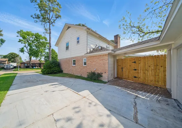 35th image of 9711 Derrik Dr, Houston, TX 77080 | MLS# 3980131
