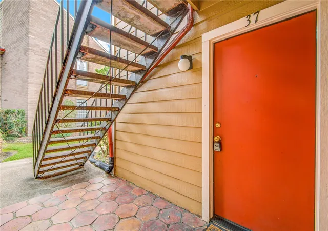 Homes for sale in Houston, TX | 12955 Woodforest Blvd #37, Houston, TX 77015 | MLS# 94655891
