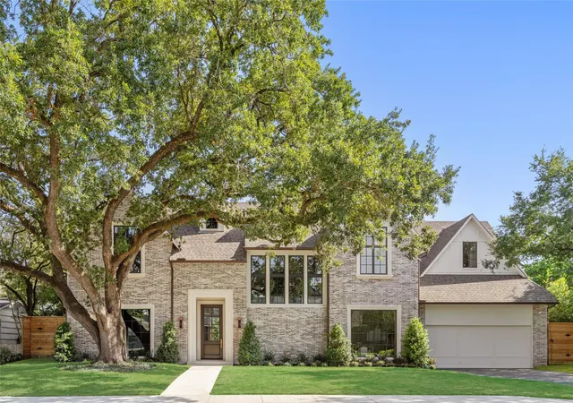 Photo 1 of Sale Pending at 4017 Meadow Lake Ln, Houston, TX 77027 | MLS# 45129427 | Listing updated on 2026-09-03