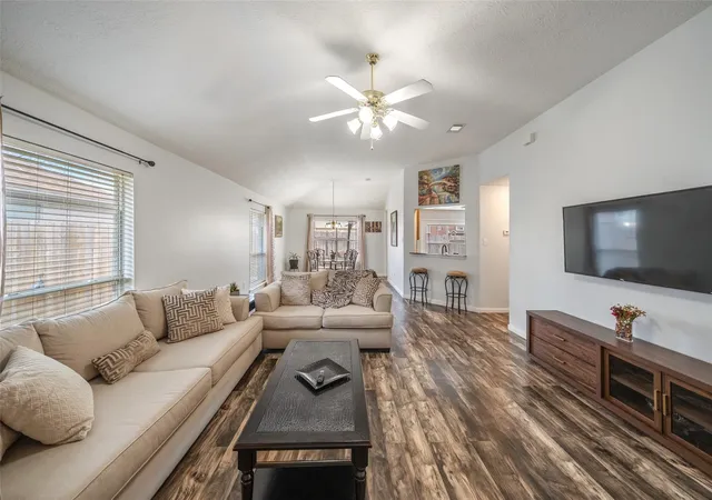 Photo 3 of Single family home for sale at 22614 Willow Branch, Tomball, TX 77375 | MLS# 69819236 | Listing updated on 2026-04-28