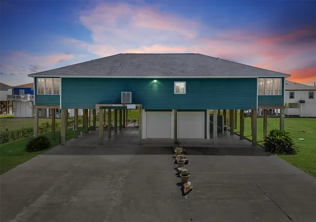 Single family home for sale at 172 Ocean View Dr, Port Bolivar, TX 77650 | MLS# 25622076
