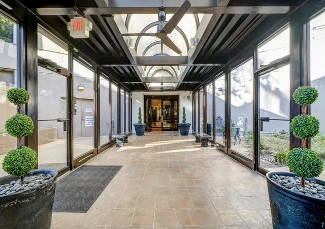 Photo 3 of Condo for sale at 3525 Sage Rd #703, Houston, TX 77056 | MLS# 68805273 | Listing updated on 2026-10-05