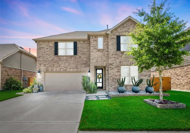 Photo 3 of Single family home for sale at 27809 Ellie Oak Ln, Spring, TX 77386 | MLS# 91294429 | Listing updated on 2026-09-13