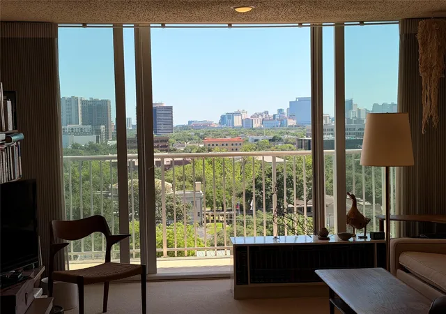 5th image of 3600 Montrose Blvd #1005, Houston, TX 77006 | MLS# 17390109
