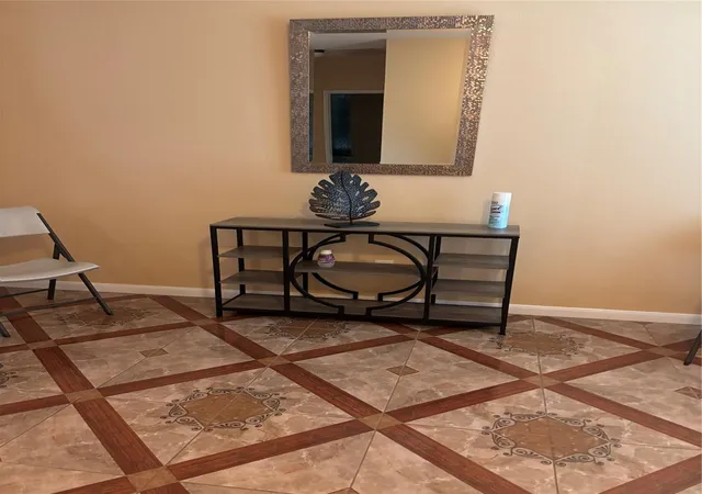 Photo 3 of Single family home for sale at 911 Bandon Ln, Houston, TX 77073 | MLS# 98713700 | Listing updated on 2026-08-25