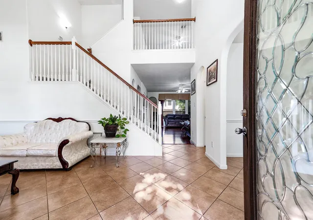 Photo 4 of Single family home for sale at 3705 Canterbury Park Dr, Pearland, TX 77584 | MLS# 98035935 | Listing updated on 2026-10-03