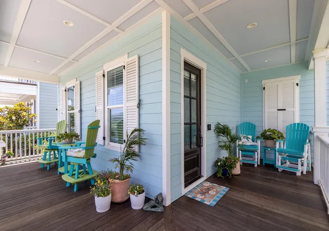 Photo 2 of Single family home for sale at 6 Hammock Trl, Galveston, TX 77554 | MLS# 37806313 | Listing updated on 2026-08-21