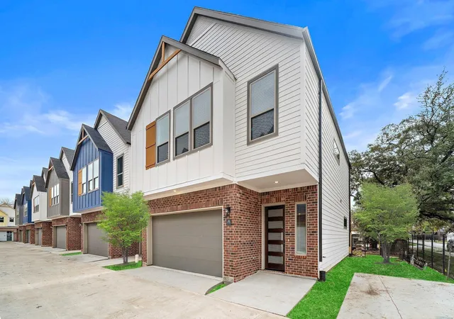 2nd image of 2200 Marnel Rd #I, Houston, TX 77055 | MLS# 72349730