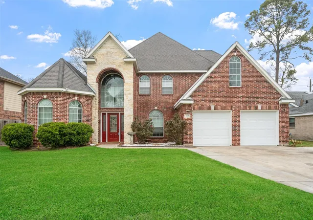 2nd image of 718 S Diamondhead Blvd, Crosby, TX 77532 | MLS# 44559580