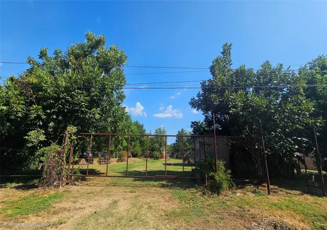 Photo 4 of Land for sale at 6027 Edwards Dr, Houston, TX 77396 | MLS# 96655531 | Listing updated on 2026-08-28